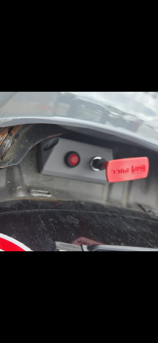 E stop + extinguisher pull mount