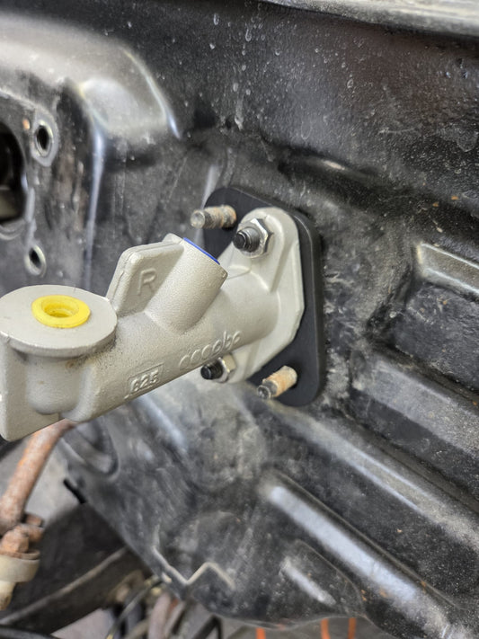 Nissan Clutch Master Adapter