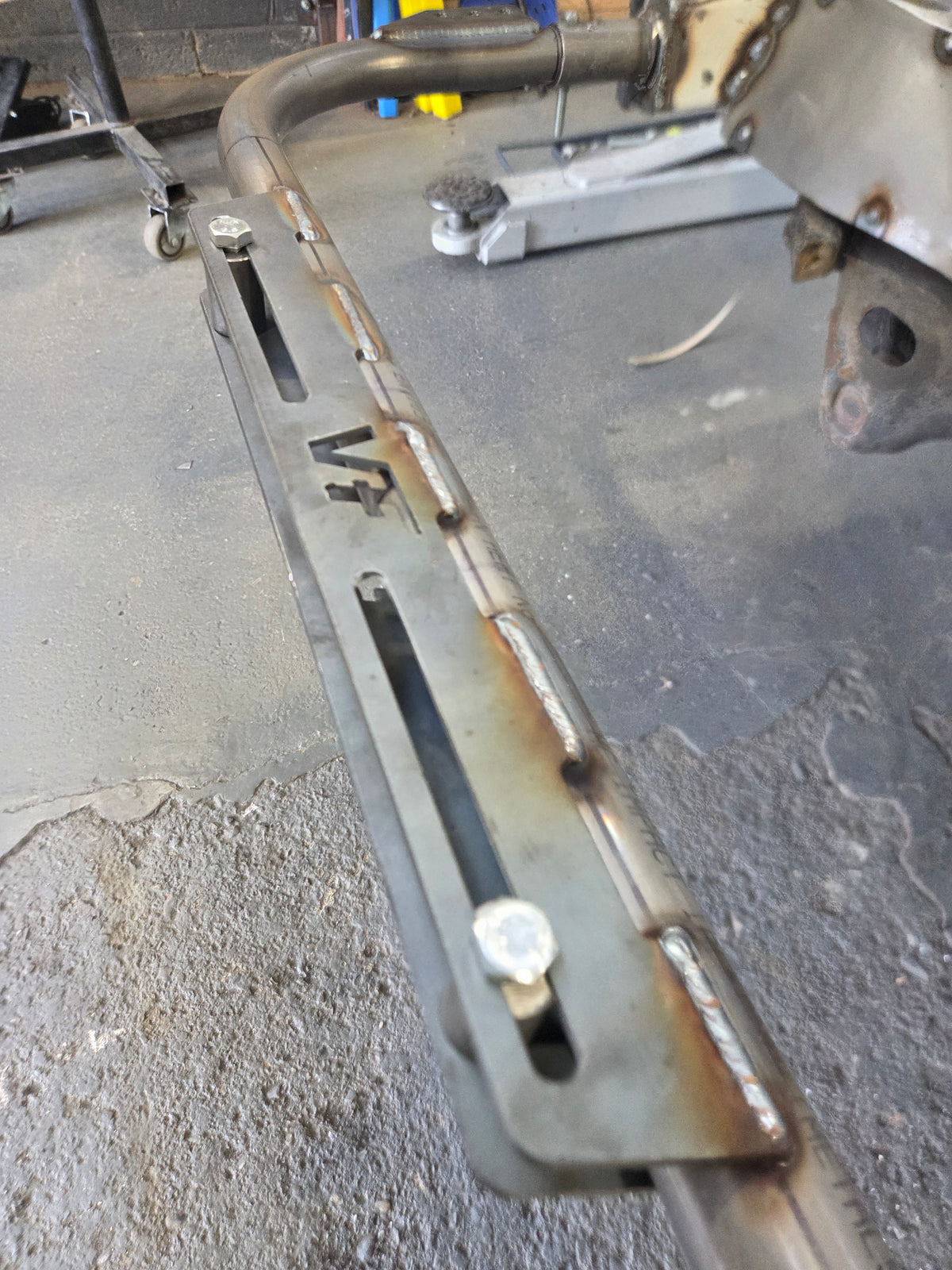 Universal bash bar mounts